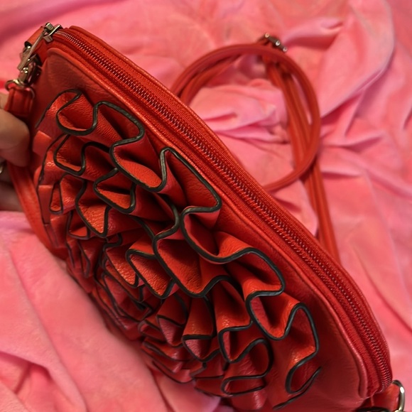 ROSE PETAL Red Faux Leather Round Crossbody Bag NWOT - Picture 8 of 14